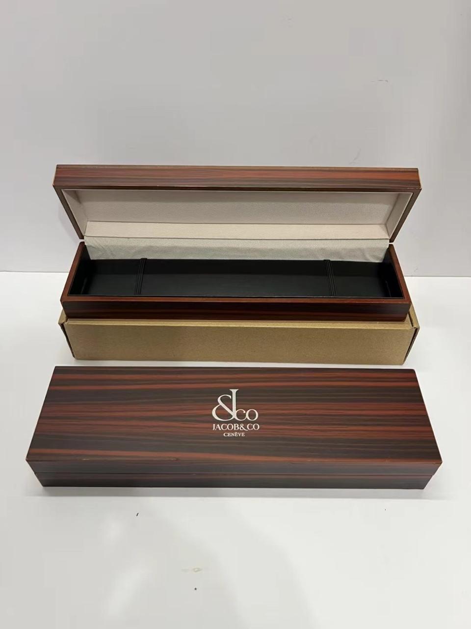 Estuche Jacob&Co